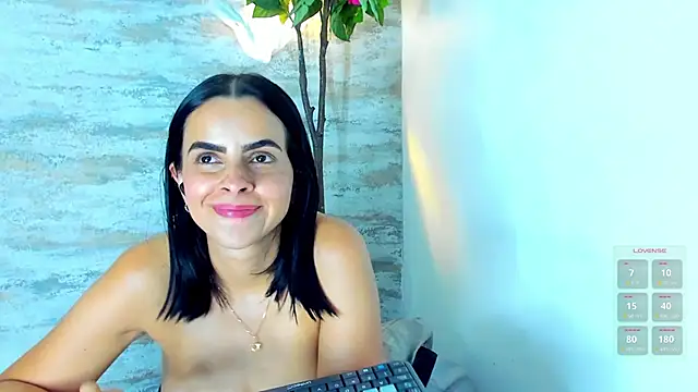 Snapshot of Amelia_Myers chatting on March 12, 9:03 pm Amelia Myers online show from March 12, 9:03 pm