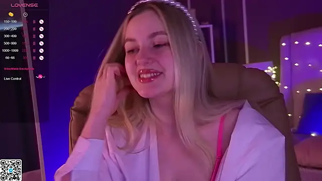 Snapshot of elinanortas chatting on March 13, 4:16 am elinanortas online show from March 13, 4:16 am