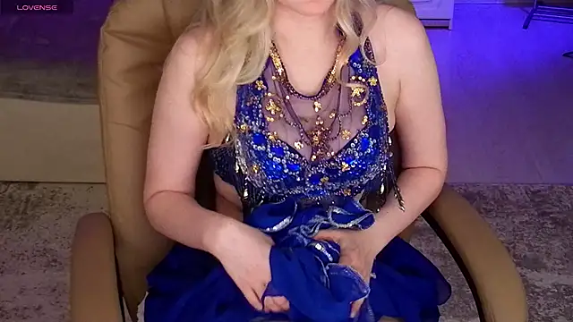 Snapshot of elinanortas chatting on October 28, 1:09 am elinanortas online show from October 28, 1:09 am