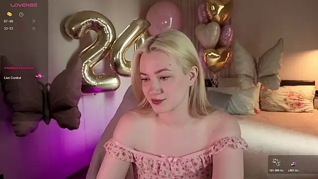 Snapshot of elinanortas chatting on June 16, 6:16 am elinanortas online show from June 16, 6:16 am