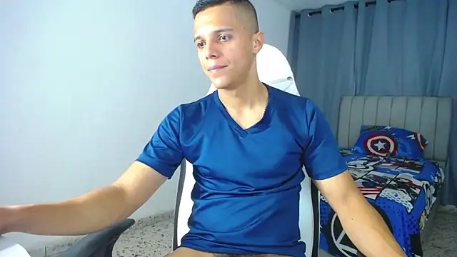 Snapshot of DavidAngell7 chatting on January 20, 3:15 am DavidAngell7 online show from January 20, 3:15 am