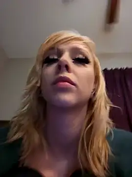 Snapshot of AmethystFoxx chatting on January 29, 6:07 pm AmethystFoxx online show from January 29, 6:07 pm