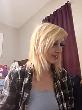 Snapshot of AmethystFoxx chatting on March 21, 5:56 pm AmethystFoxx online show from March 21, 5:56 pm