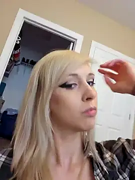 Snapshot of AmethystFoxx chatting on September 11, 5:57 pm AmethystFoxx online show from September 11, 5:57 pm