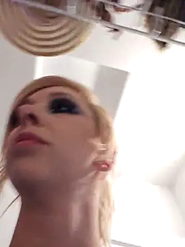 AmethystFoxx online show from March 13, 9:43 pm