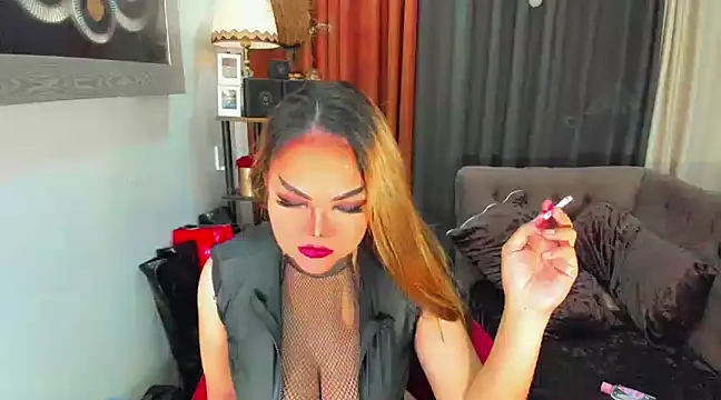 AsianHotieTS online show from January 19, 8:30 pm