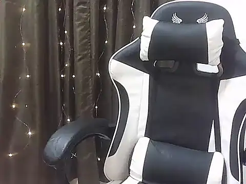 wild amber25 online show from February 13, 1:29 pm