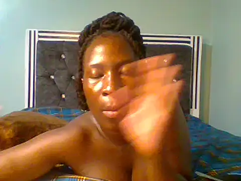 Snapshot of blackcuteebony chatting on March 13, 1:50 pm blackcuteebony online show from March 13, 1:50 pm