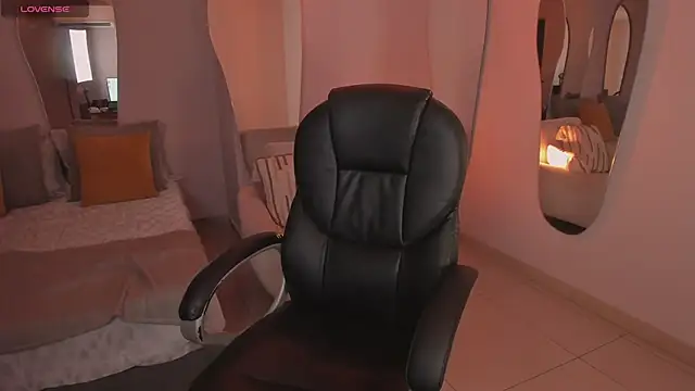 NaomiSainz online show from February 2, 12:24 pm