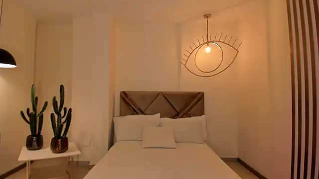 NaomiSainz online show from March 16, 3:28 pm