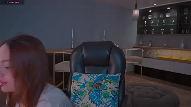 NaomiSainz online show from October 9, 12:47 pm