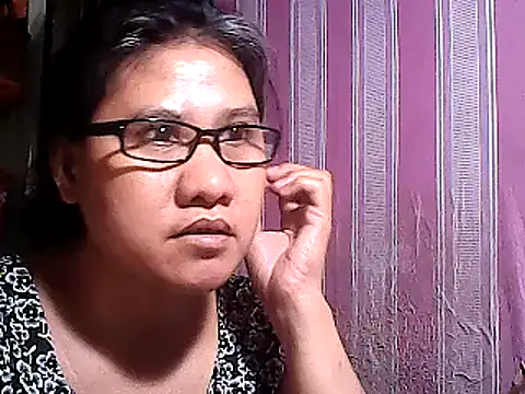 Snapshot of sweetsosie18 chatting on February 25, 11:44 pm sweetsosie18 online show from February 25, 11:44 pm