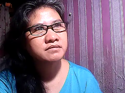 Snapshot of sweetsosie18 chatting on March 6, 10:09 am sweetsosie18 online show from March 6, 10:09 am