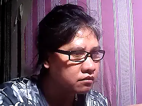 Snapshot of sweetsosie18 chatting on March 12, 10:37 am sweetsosie18 online show from March 12, 10:37 am