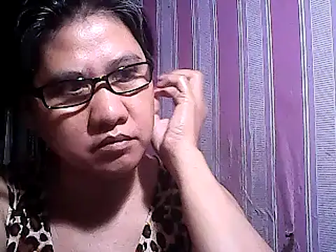 Snapshot of sweetsosie18 chatting on March 16, 6:01 pm sweetsosie18 online show from March 16, 6:01 pm