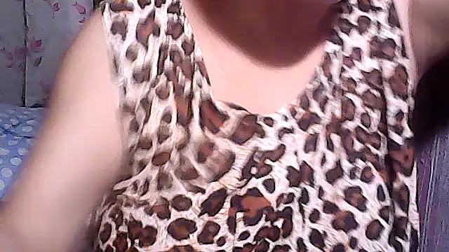 Snapshot of sweetsosie18 chatting on September 9, 5:29 am sweetsosie18 online show from September 9, 5:29 am