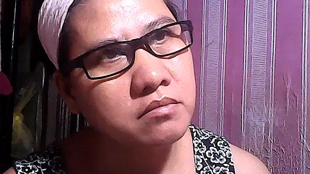 Snapshot of sweetsosie18 chatting on September 12, 7:58 pm sweetsosie18 online show from September 12, 7:58 pm