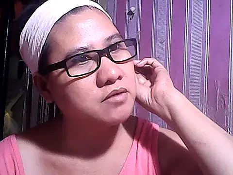 Snapshot of sweetsosie18 chatting on September 17, 6:20 pm sweetsosie18 online show from September 17, 6:20 pm