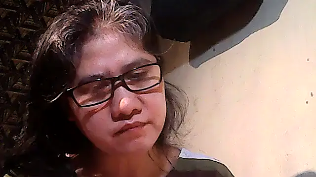 sweetsosie18 online show from December 2, 12:10 pm