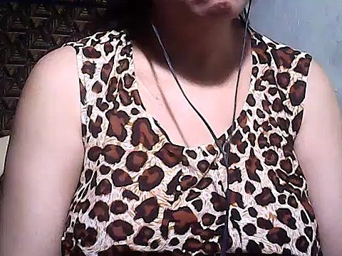 sweetsosie18 online show from January 8, 9:00 am