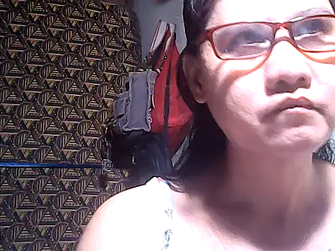 sweetsosie18 online show from June 8, 5:08 am