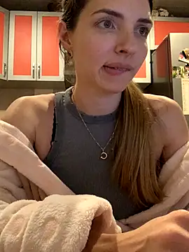 SeducingYoghourt online show from December 3, 4:06 pm