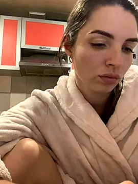 SeducingYoghourt online show from November 30, 2:21 pm