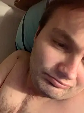 Snapshot of makau1 chatting on September 28, 9:42 pm makau1 online show from September 28, 9:42 pm