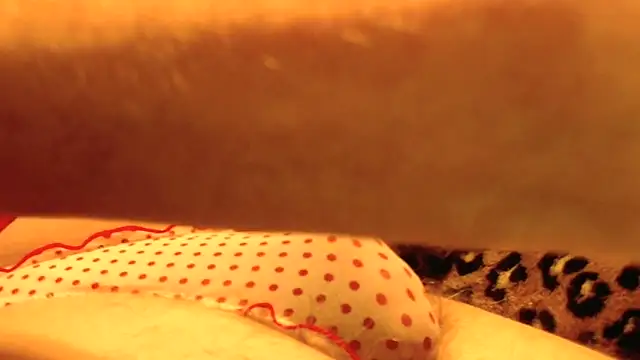 Snapshot of rockhead1971 chatting on December 25, 4:22 am rockhead1971 online show from December 25, 4:22 am