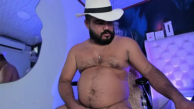 MichaelBear  online show from February 7, 3:08 pm