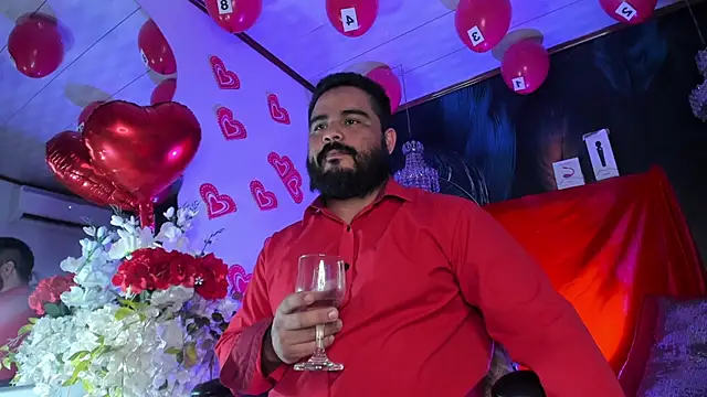 MichaelBear  online show from February 14, 4:20 pm