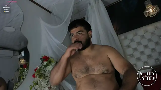 MichaelBear  online show from September 15, 2:28 pm