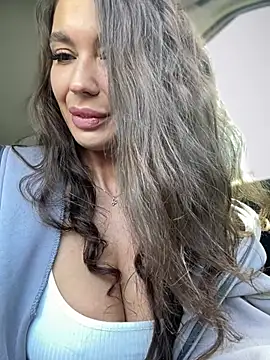 Emma Catt online show from April 22, 4:48 am