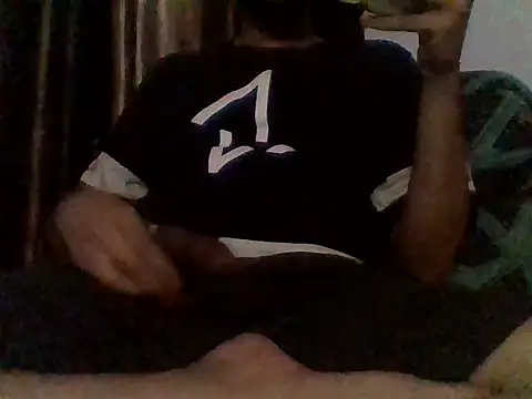 Snapshot of DickyAkash chatting on March 7, 3:53 pm DickyAkash online show from March 7, 3:53 pm