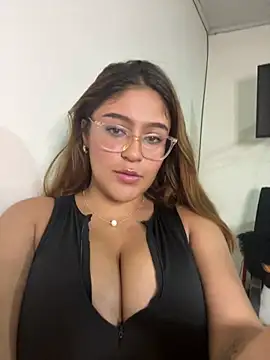 Snapshot of Juliana_News chatting on January 28, 1:39 am Juliana News online show from January 28, 1:39 am