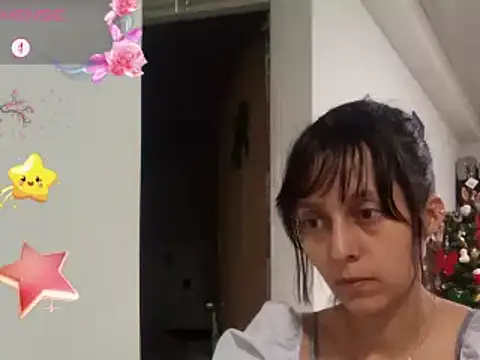 Moon lunita online show from December 12, 10:52 pm