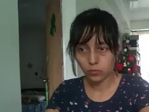 Moon lunita online show from December 14, 9:02 pm