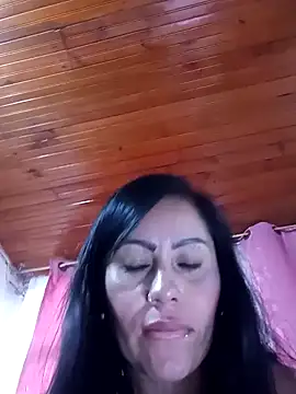 Snapshot of Tania_mature chatting on December 22, 7:10 pm Tania mature online show from December 22, 7:10 pm