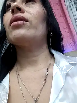 Snapshot of Tania_mature chatting on March 17, 6:11 pm Tania mature online show from March 17, 6:11 pm