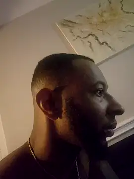 Snapshot of bosstang770 chatting on December 28, 2:43 am bosstang770 online show from December 28, 2:43 am