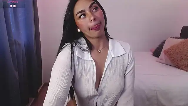 Melaniie01 online show from March 5, 10:50 pm