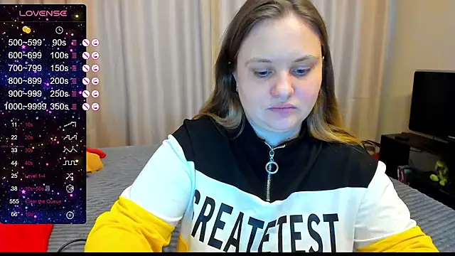 Snapshot of AlanaBrox chatting on January 10, 9:44 am AlanaBrox online show from January 10, 9:44 am