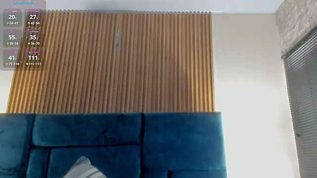 Kareena chopra online show from April 13, 12:21 pm