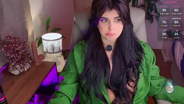 Alyaa s online show from June 5, 6:52 am