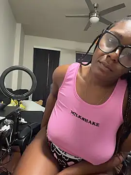 TilaTotti online show from March 31, 3:19 am