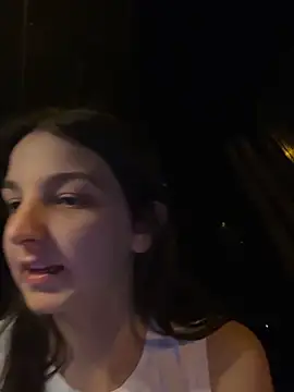 DoriDeluxe66 online show from March 9, 10:52 pm