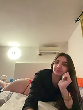 DoriDeluxe66 online show from February 16, 6:48 pm