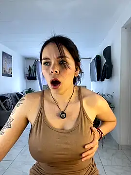 carolina16love online show from October 5, 9:02 pm