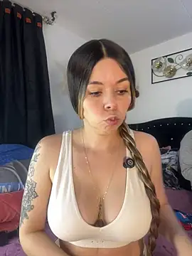 carolina16love online show from April 22, 6:42 pm