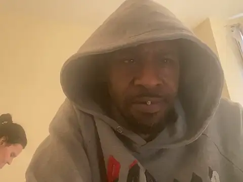 Snapshot of CuzzyB69 chatting on March 7, 11:29 am CuzzyB69 online show from March 7, 11:29 am